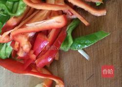 双椒红薯梗的做法图解2