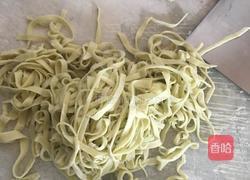 芹菜手擀面的做法图解7