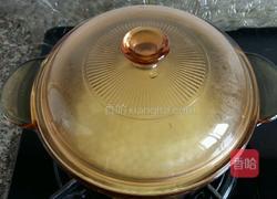 西瓜糖水鸡头米的做法图解3