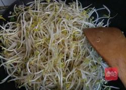 酸辣绿豆芽的做法图解2