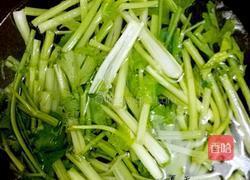 凉拌香芹的做法图解3