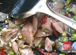 腊肉炒咸菜的做法图解5