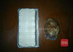 皮蛋豆腐的做法图解1