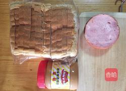 火腿吐司卷饼的做法图解1