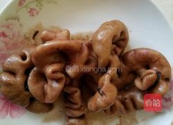 酸菜双椒炒猪大肠的做法图解2