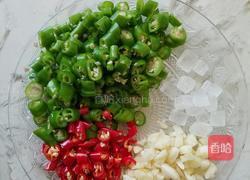 酸菜双椒炒猪大肠的做法图解4