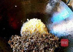 双椒腌菜炒肉丁的做法图解5