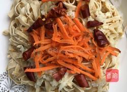 炝拌干豆腐的做法图解2