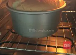 Illustration of how to make chiffon cake (18cm hollow mold) 19