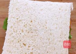 火腿培根蛋三明治的做法图解9