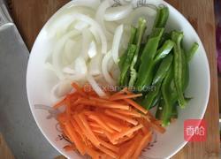 黑椒牛柳炒意面的做法图解3