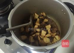 土豆烧牛腱子的做法图解10