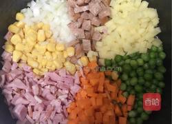 什锦焖饭的做法图解1