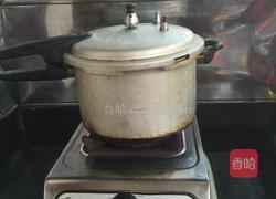 胡萝卜红烧猪蹄的做法图解6