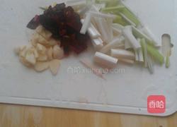 凉拌糖醋白莲藕的做法图解2