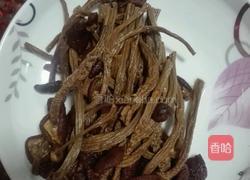 茶树菇炖鸡的做法图解3