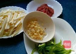 茭筍炒肉絲的做法图解2