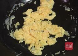 西红柿鸡蛋肉丝面的做法图解3