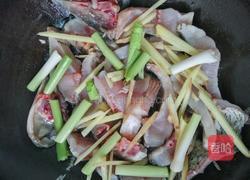 香芹红焖鱼的做法图解6