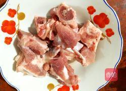 花生大蒜骨头汤的做法图解2