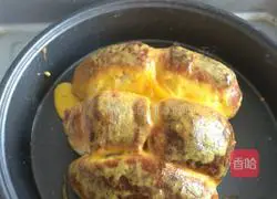 Illustration of how to make brushed bread 3