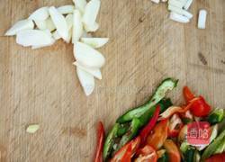 煎白鱼的做法图解1