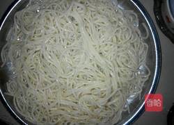 热干面的做法图解1