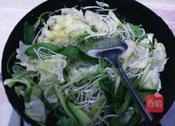 蔬菜炒面的做法图解7