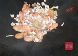肉丸虾干冬瓜的做法图解2