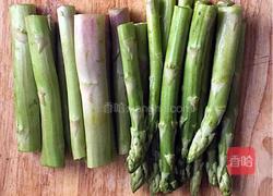 《油淋蒜香芦笋》的做法图解2