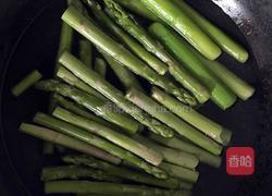 《油淋蒜香芦笋》的做法图解4