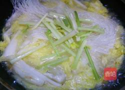 娃娃菜粉丝豆腐鱼汤的做法图解8