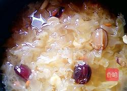 红枣银耳莲子汤的做法图解10