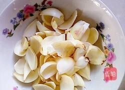 红枣银耳莲子汤的做法图解3