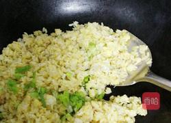 蟹肉黄金炒饭的做法图解7