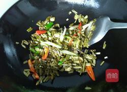 酸菜炒大肠的做法图解4