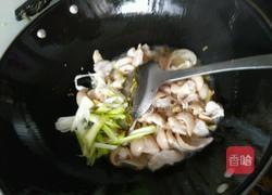 酸菜炒大肠的做法图解9