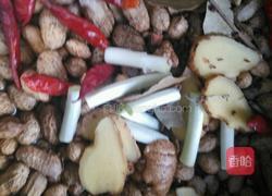 水煮五香花生的做法图解2