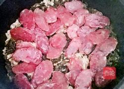 香肠排骨酸菜大米饭的做法图解11