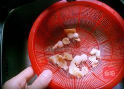 百合莲子绿豆汤的做法图解2