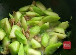 丝瓜炒肉的做法图解7