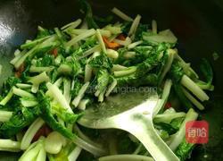 双椒炒小白菜的做法图解5