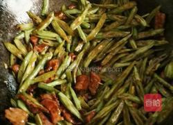 猪肉炒豆角的做法图解8