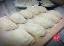 玉米胡萝卜香菇饺子的做法图解11