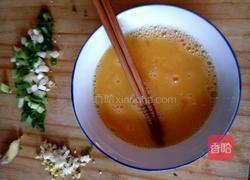 青线椒炒鸡蛋的做法图解3