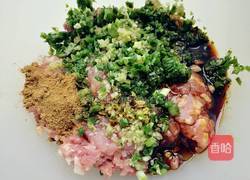 茴香馅蝴蝶花式蒸饺的做法图解5