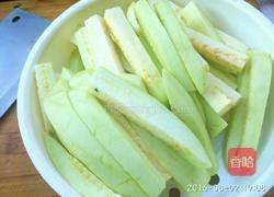 压韭茄子的做法图解2