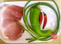 蒜苔回锅肉的做法图解1