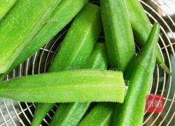 秋葵炒饭的做法图解2