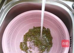 百合绿豆汤的做法图解2